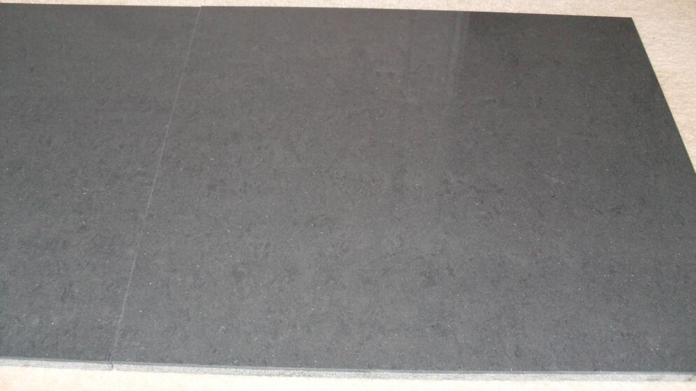 Niro Granite 003.jpg