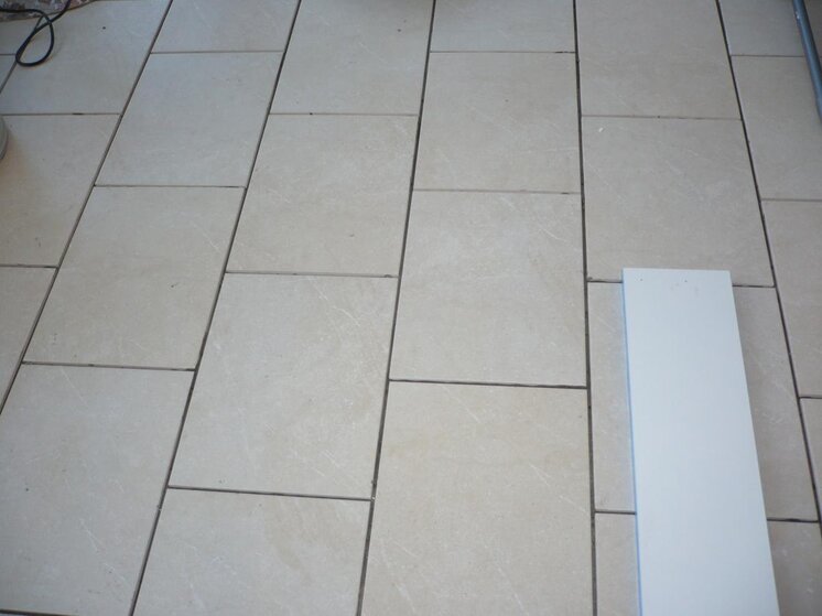 floor tile.jpg