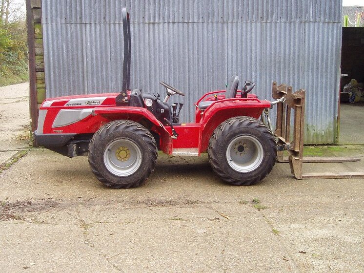 tractor 005.jpg