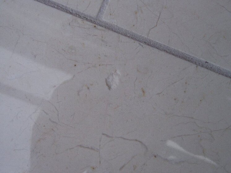 chipped tile 010.jpg