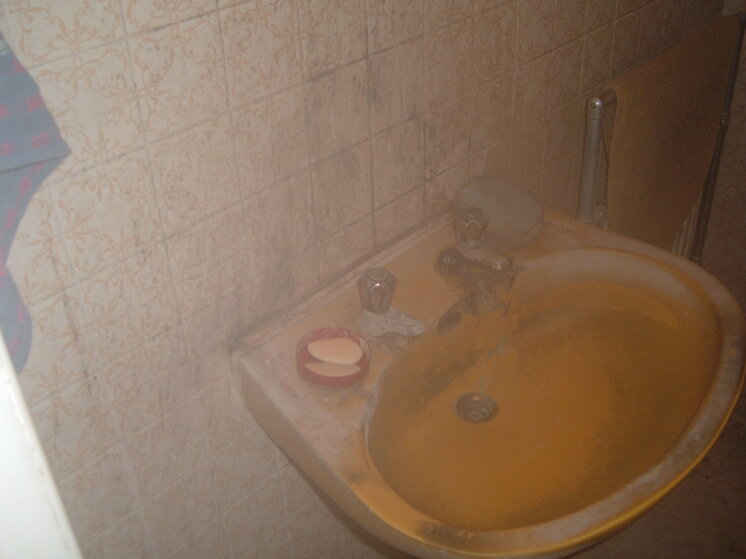 Bathroom 021.jpg