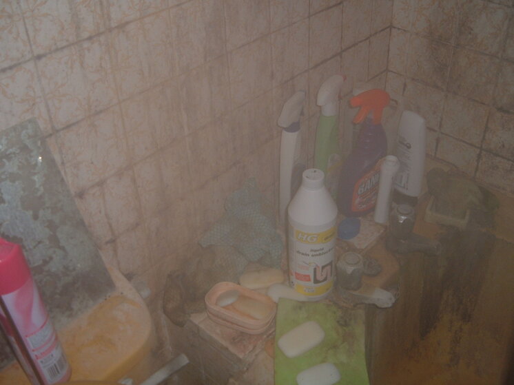 Bathroom 022.jpg