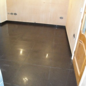 600 x 600 Porcelain Kitchen Floor