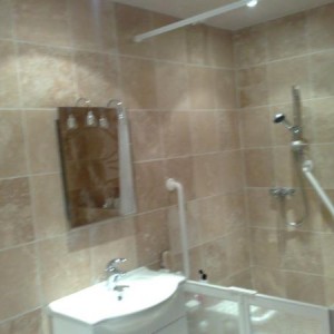 Travertine full bathroom