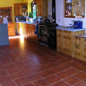 WEST COUNTRY TILING SERVICES- YEOVIL- UK