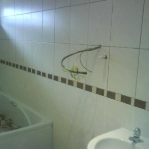 bathroom (half grouted)