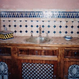 moroccan vanity2