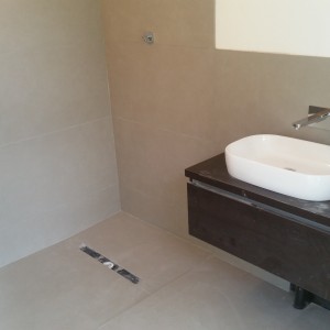 Shower ensuite