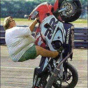 wheelie-101.jpg