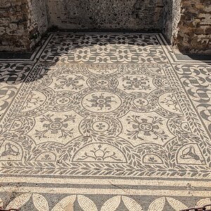 Hadrians mosaic lll.jpg