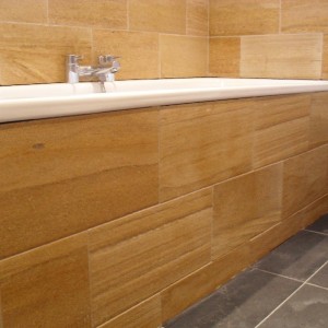 Bath panel
40x20 Limestone walls & slate floor