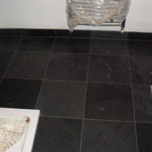 40x40 Slate Floor + Grey Bal grout