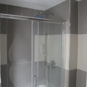 tear drop feature tile ensuite