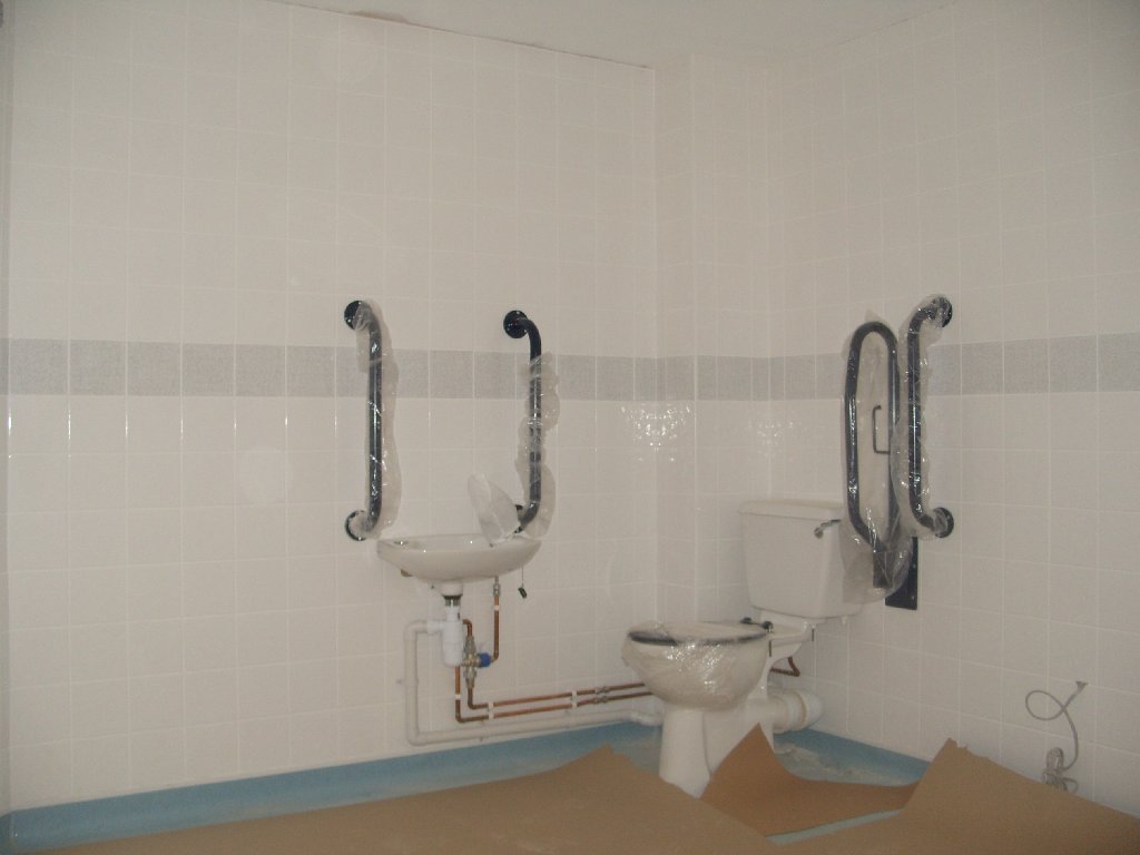 a total of 8 bathrooms about 35 m2 in each