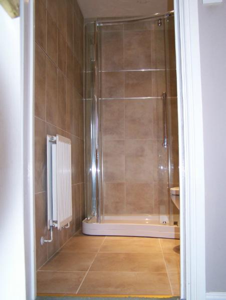 doorway shower