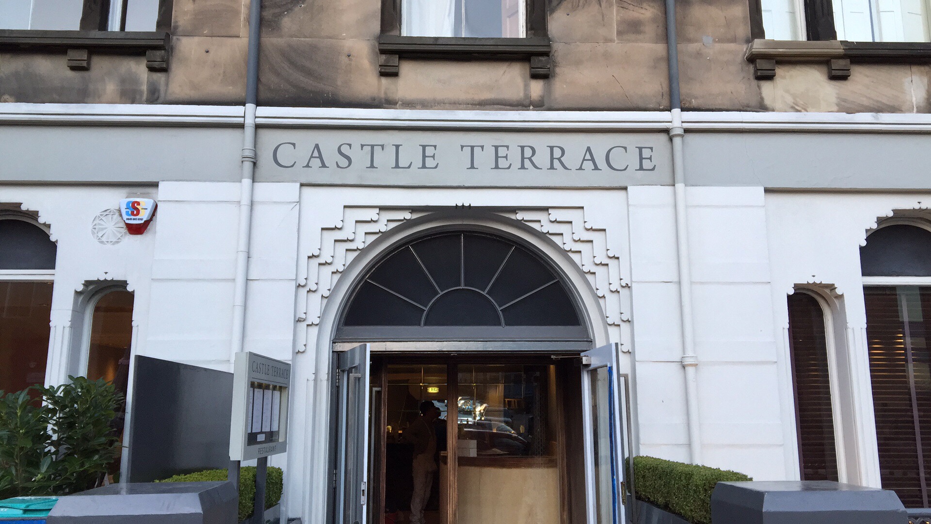 Edinburgh restaurant re-furb