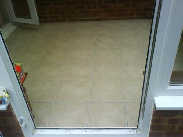 floor tiling2