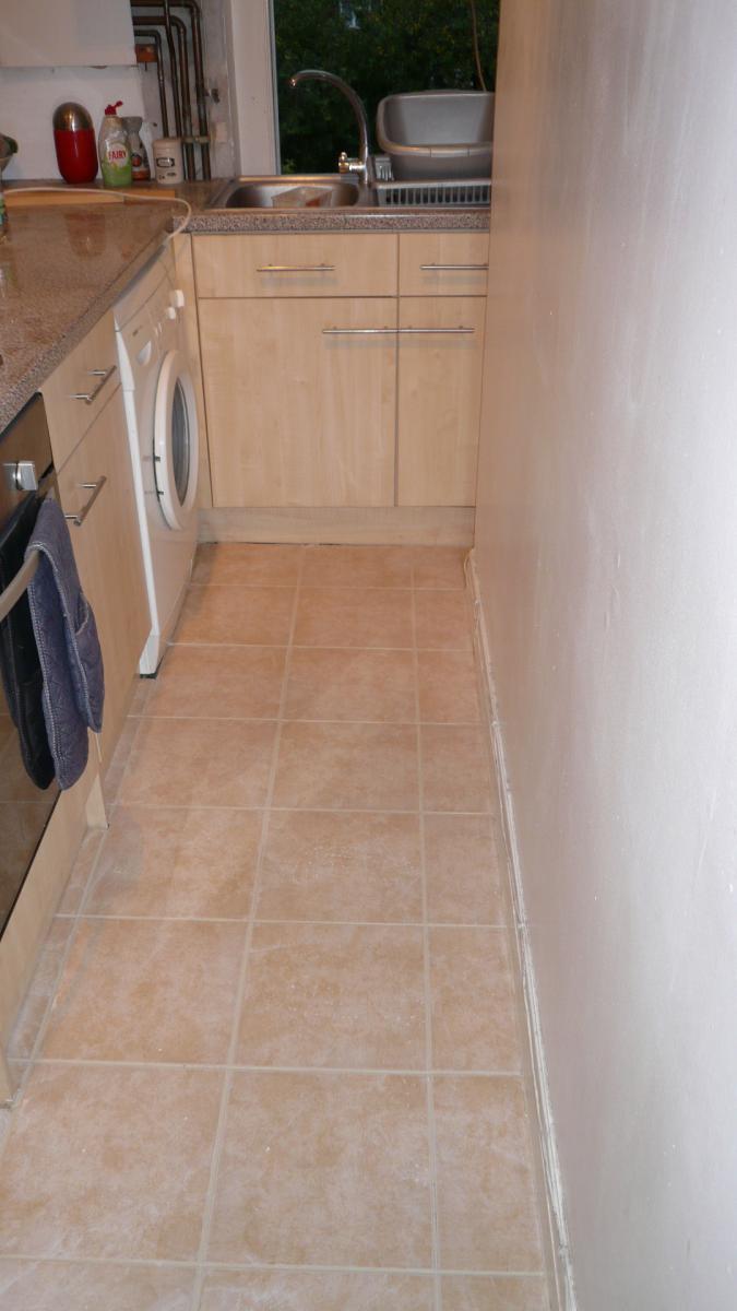 H Ellis 7 kitchen   tiled and grouted