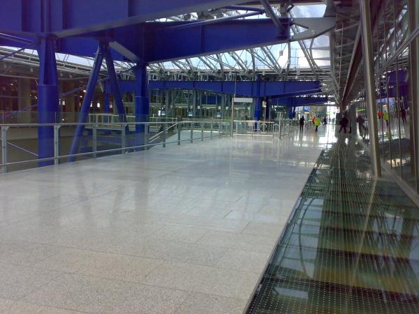 heathrow terminal 5 floor tiling