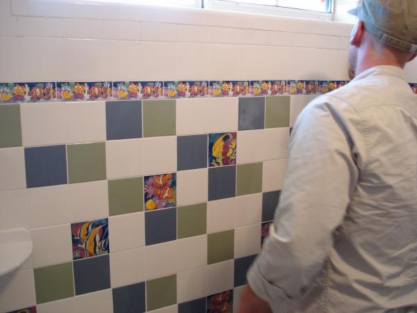 Jack 'n Jill style bathroom, with aquatic ceramic tile/colors, border, soap dish(s), etc. Lake Fork Ranches, TEXAS