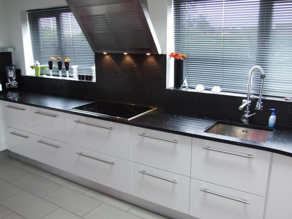 Kitchen wall and floor tiling in Keyworth