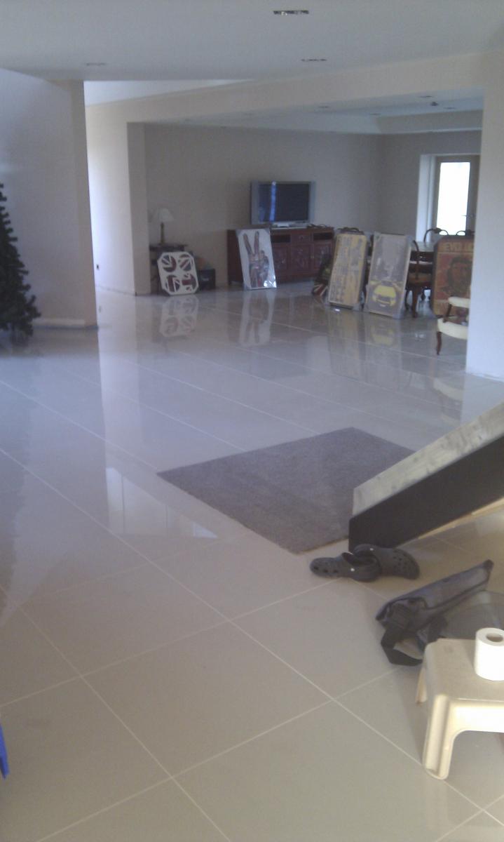 open plan 600x600 polished porcelain (2)