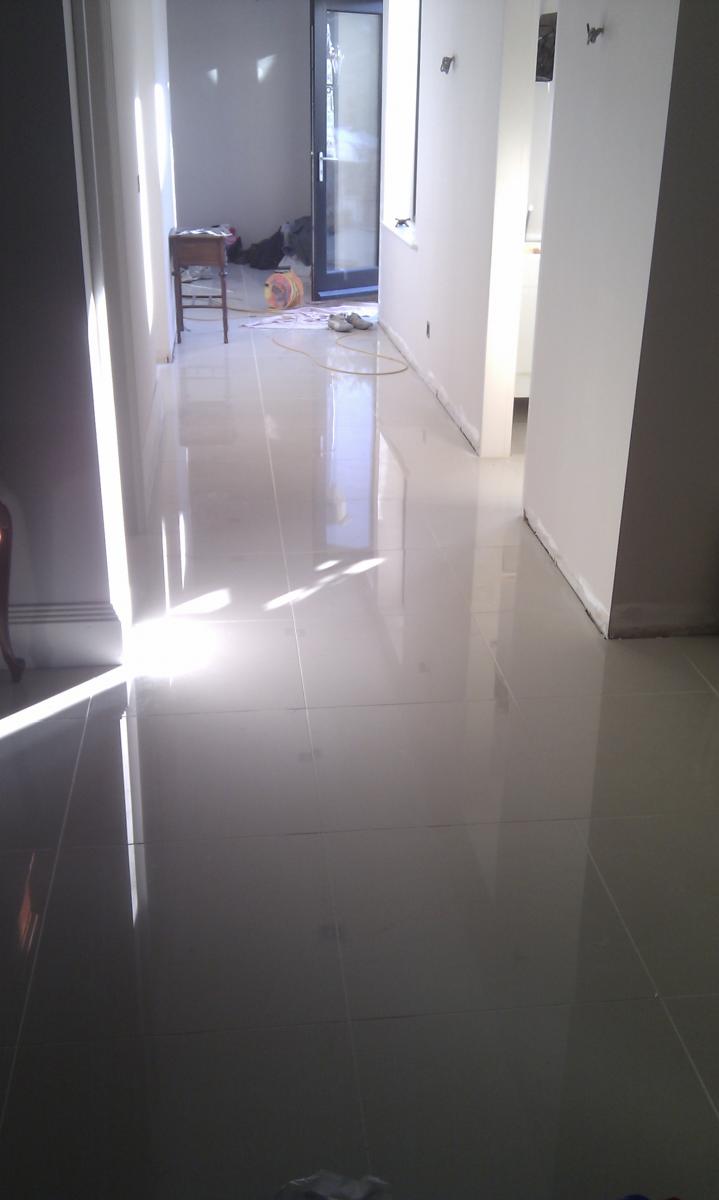 open plan 600x600 polished porcelain (8)