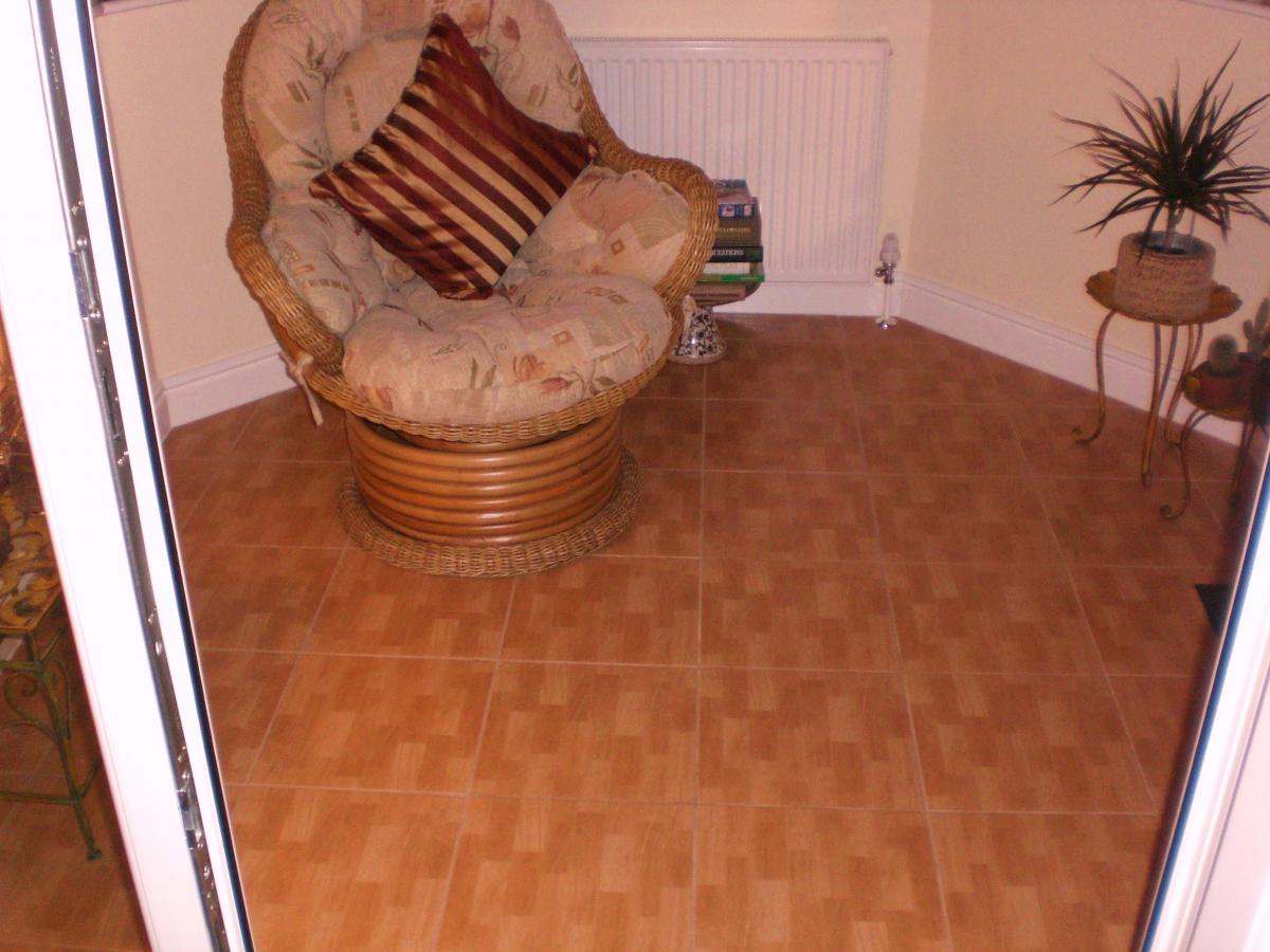 parquet effect floor tiles