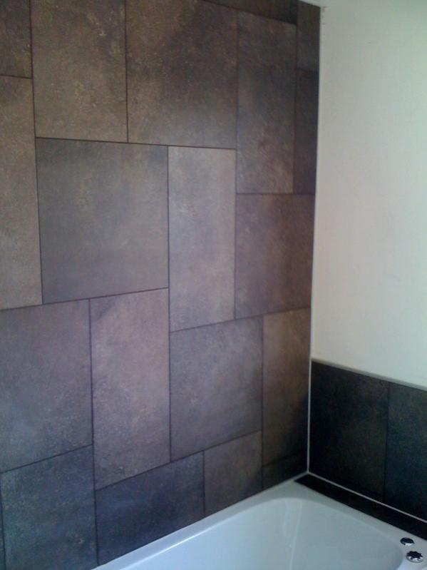 Porcelain floor tiles on the wall