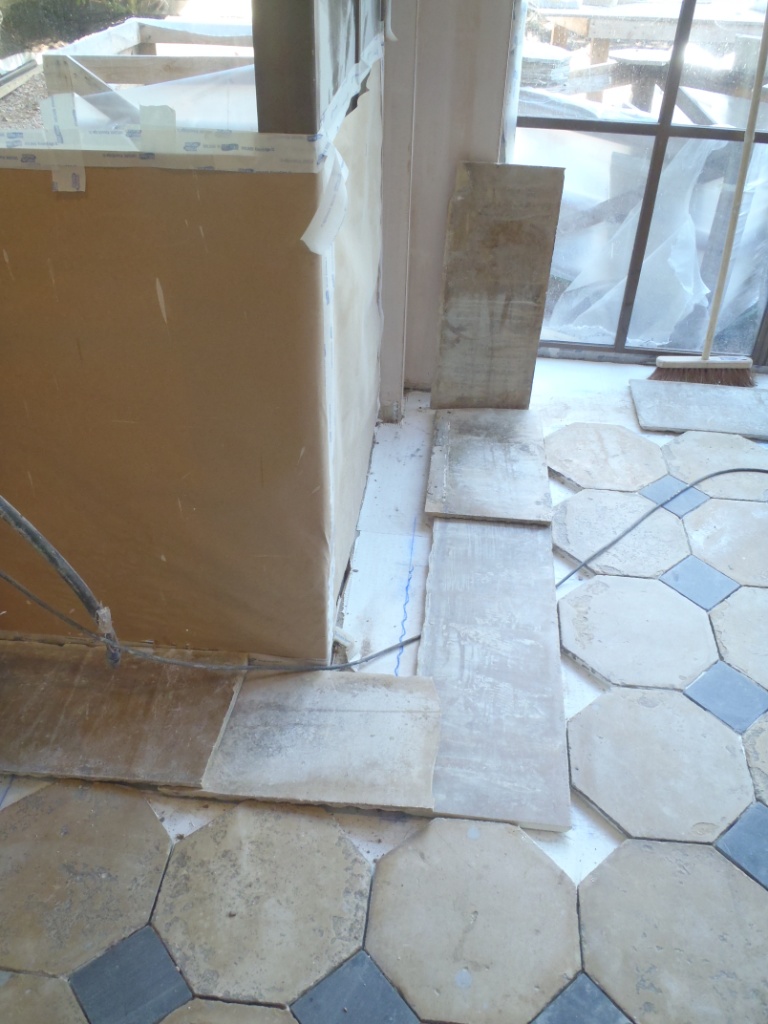 reclaimed limestone from palais de justis nantes