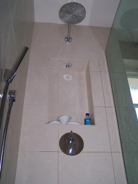 shower fittings alcove